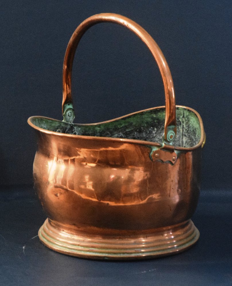 19th C. Copper coal bucket, swing handle