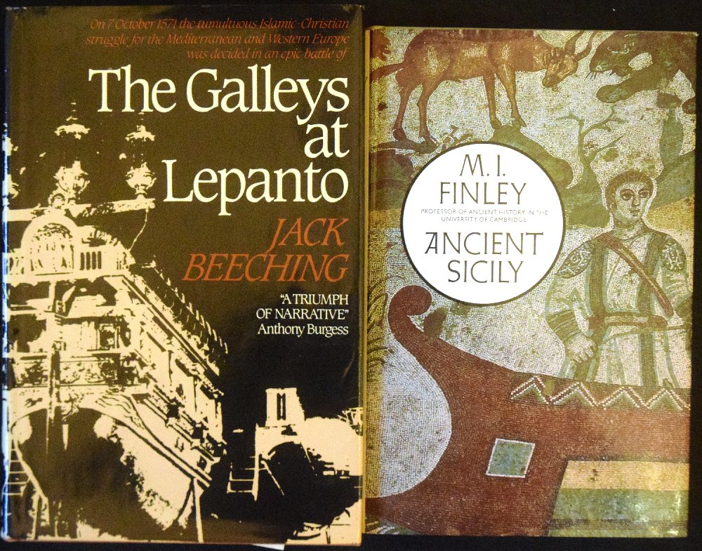 Finley M. I., Ancient Sicily; Beeching Jack, The Galleys at Lepanto (2)
