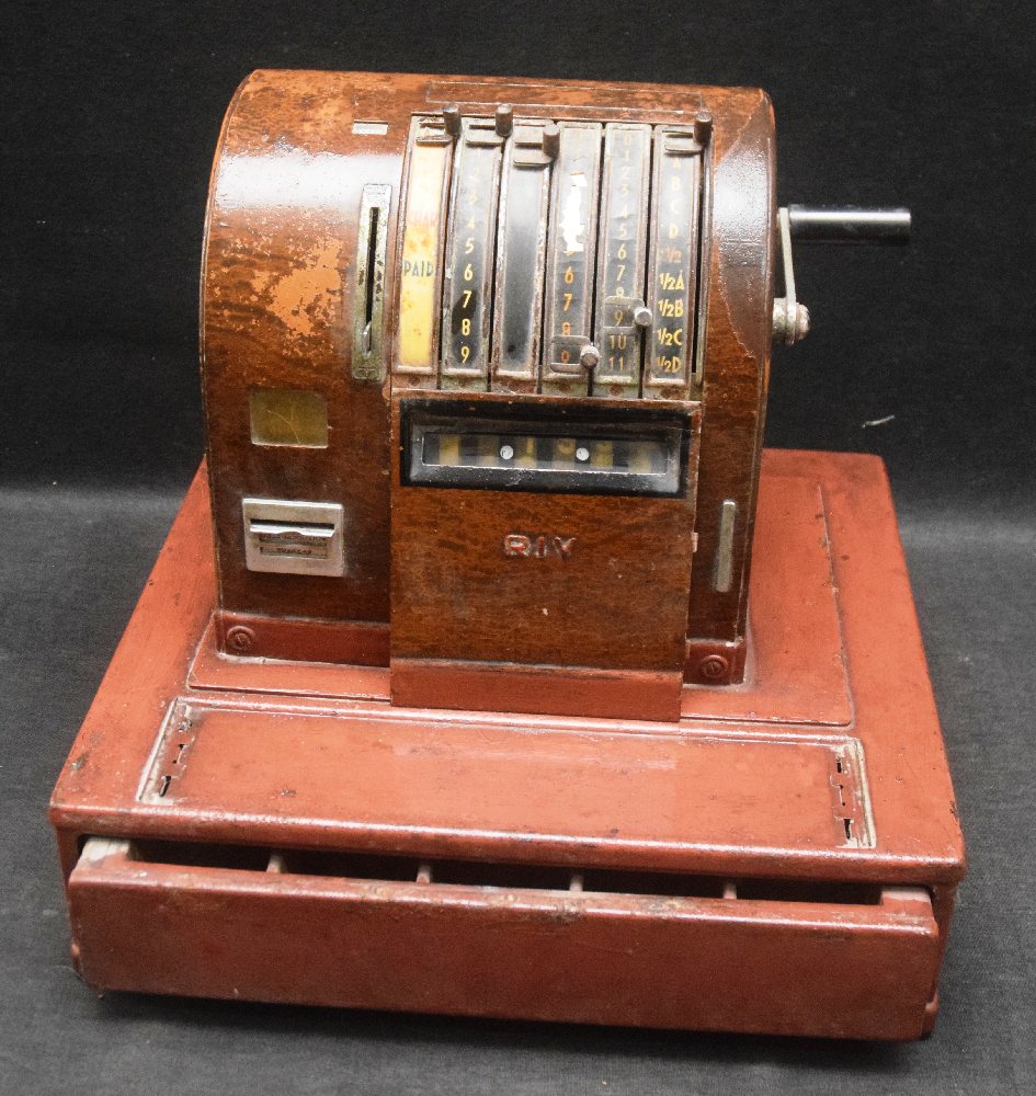 RIV Original cash register