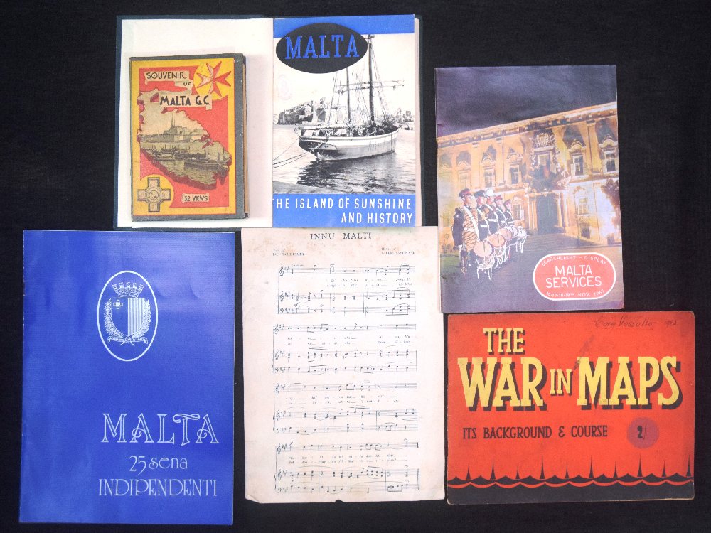 5 Malta old guide books, and Innu Malti document