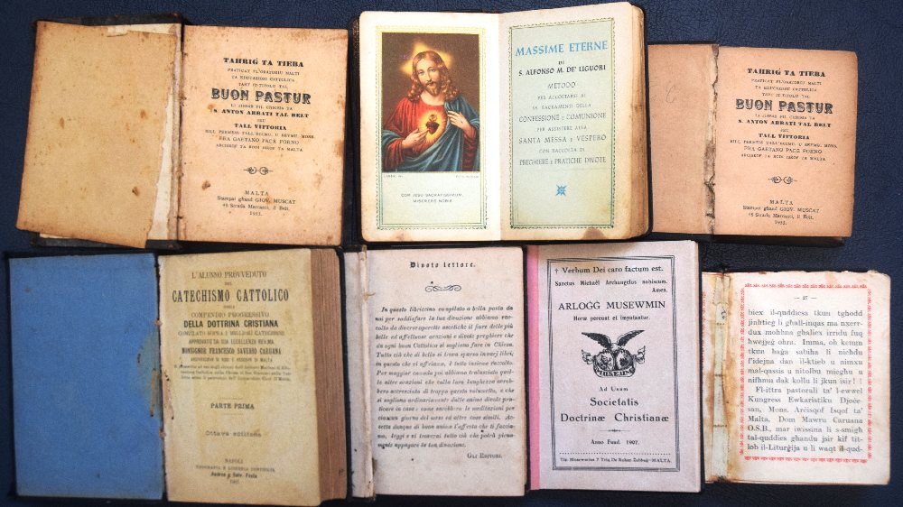 7 Old prayer books