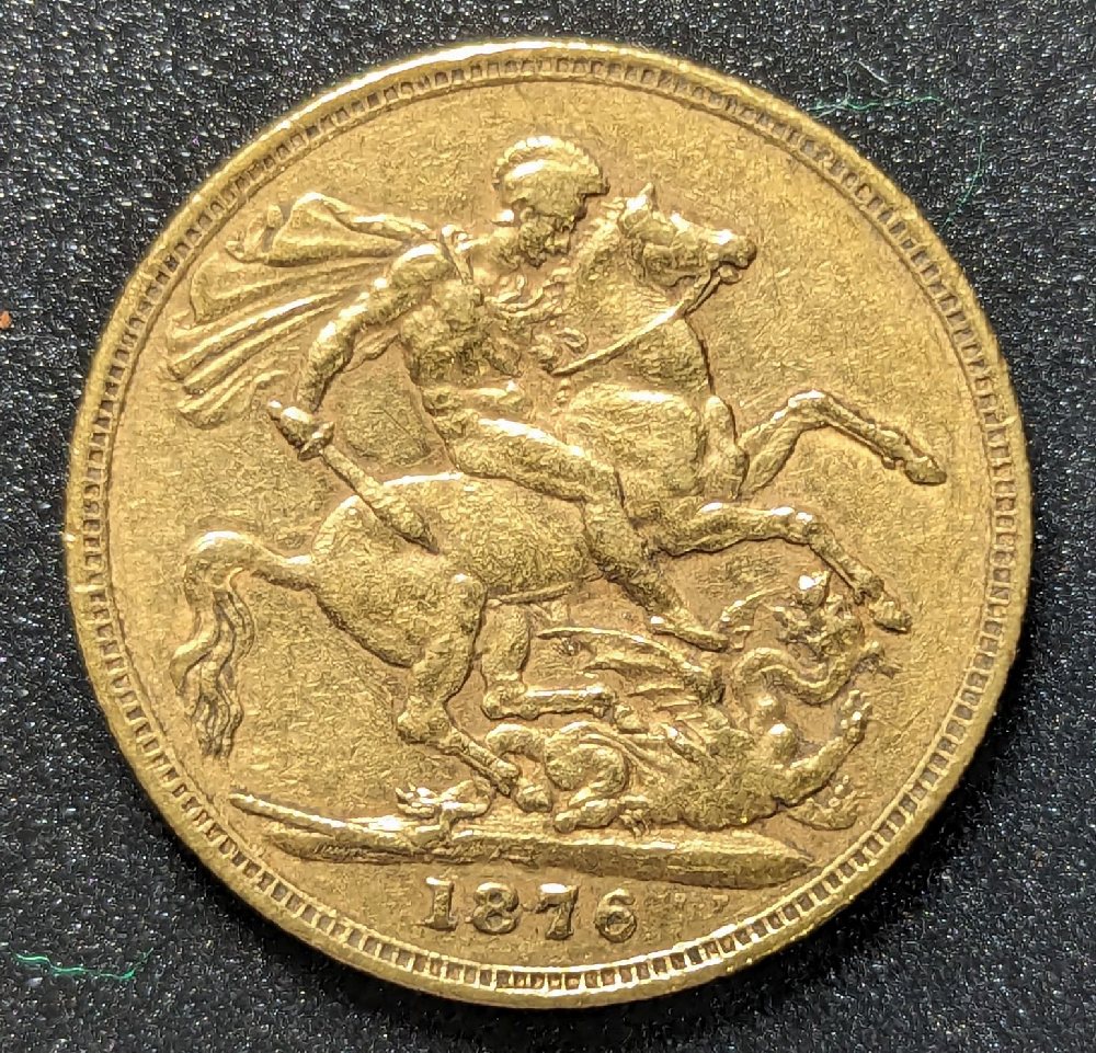 QV young head gold sovereign, 1876