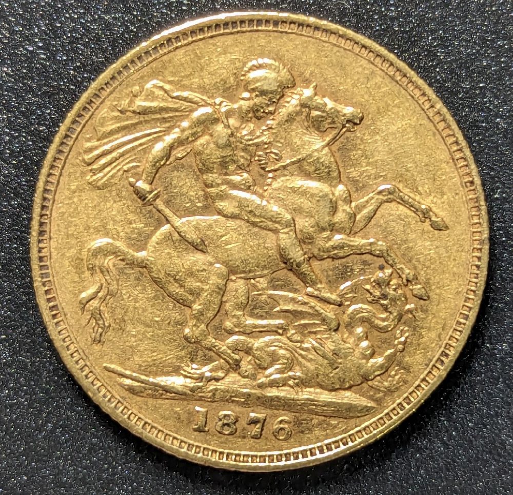 QV young head gold sovereign, 1876
