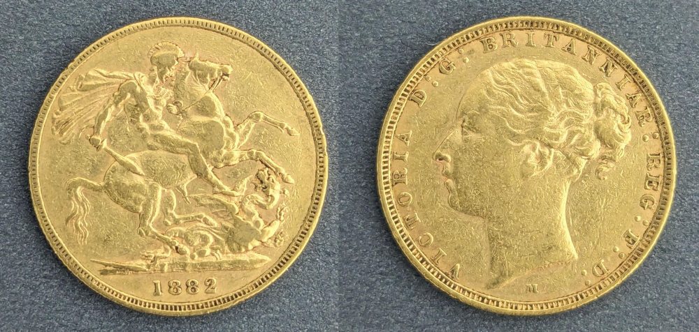 QV  Young Head Gold Sovereign, 1882