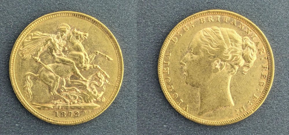 QV  Young Head Gold Sovereign, 1872