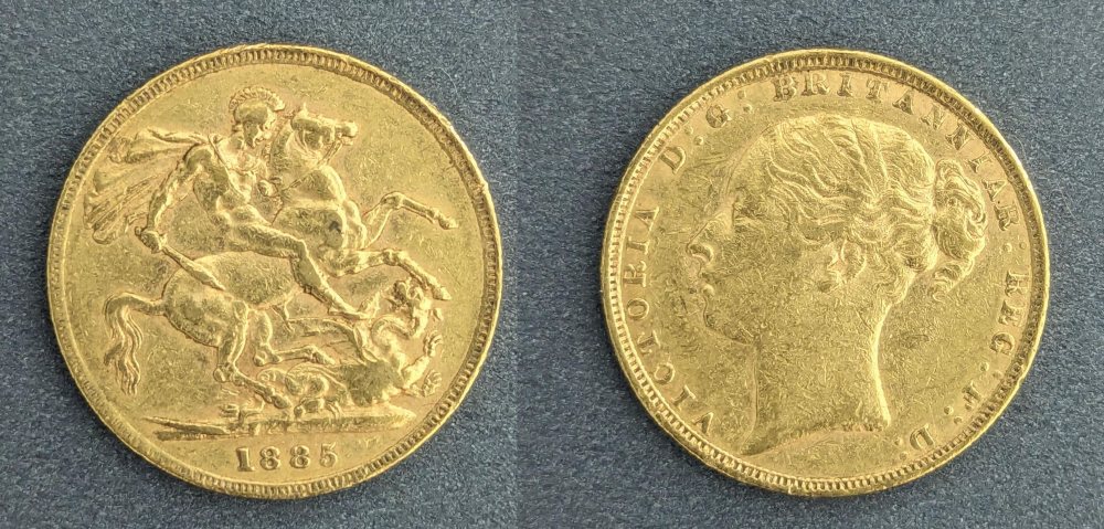 QV  Young Head Gold Sovereign, 1885