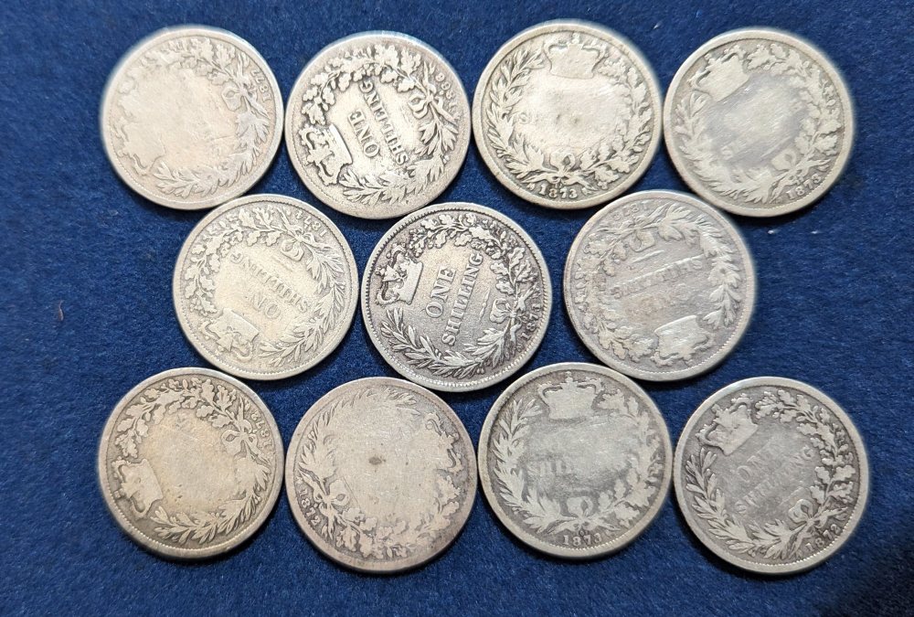 QV shillings, 11, assorted