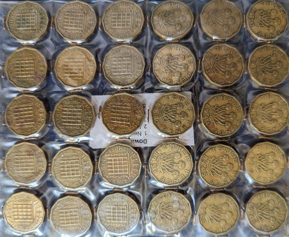 30, Geo VI & QEII 3d Coins ( 1937-1967)