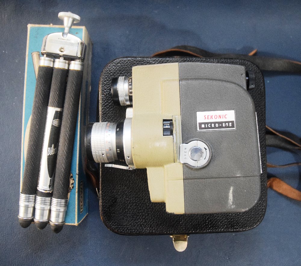 SEKONIC portable cine camera with original leather case, Bilora tripod and Rowi rotary head