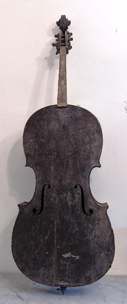 Early 20th C. French flatback bass