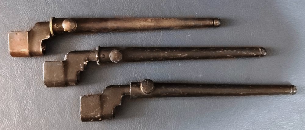 LEE ENFIELD bayonets, 25cm, WWII, with sheaths