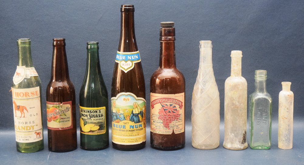 9 Old bottles (foreign)