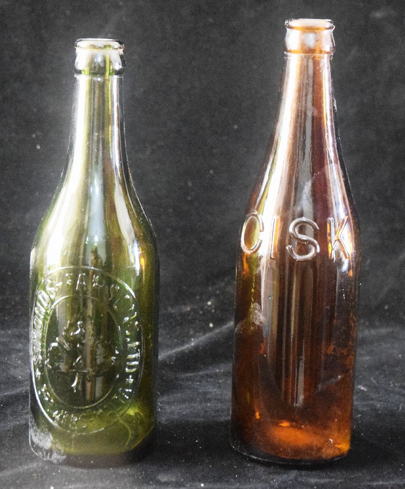 CISK & SIMONDS - Farsons Ltd, 2 glass beer bottles, Malta