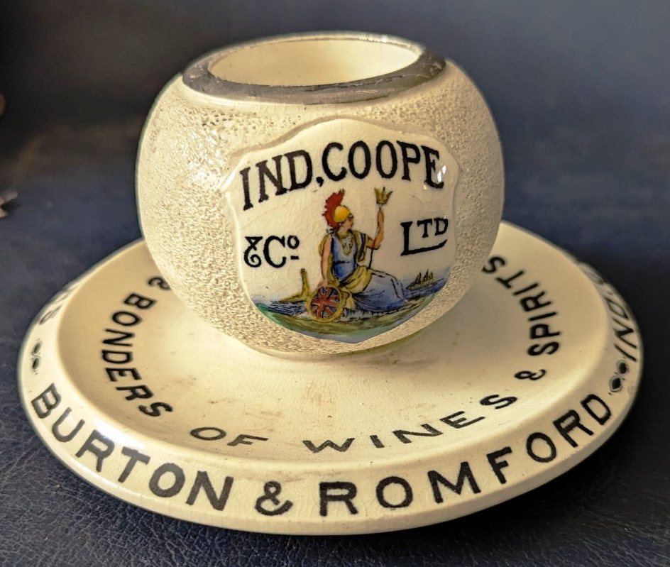 IND. COOPE & Co Ltd Brewers, Burton & Romford, rare china match holder / striker