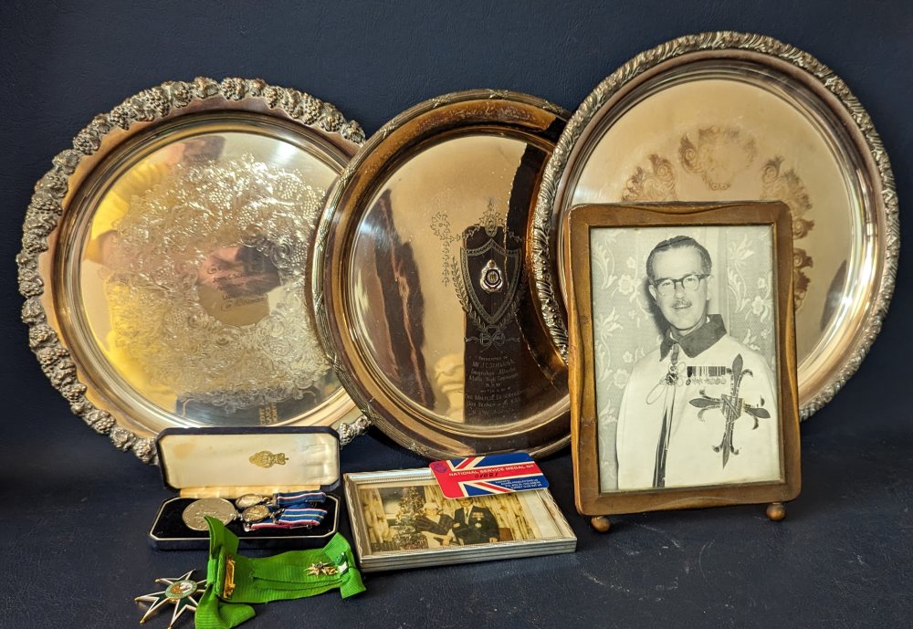 3, Silver plated commemorative round trays: Australia Independence Ball, Lions Club, NSW ex Servicem