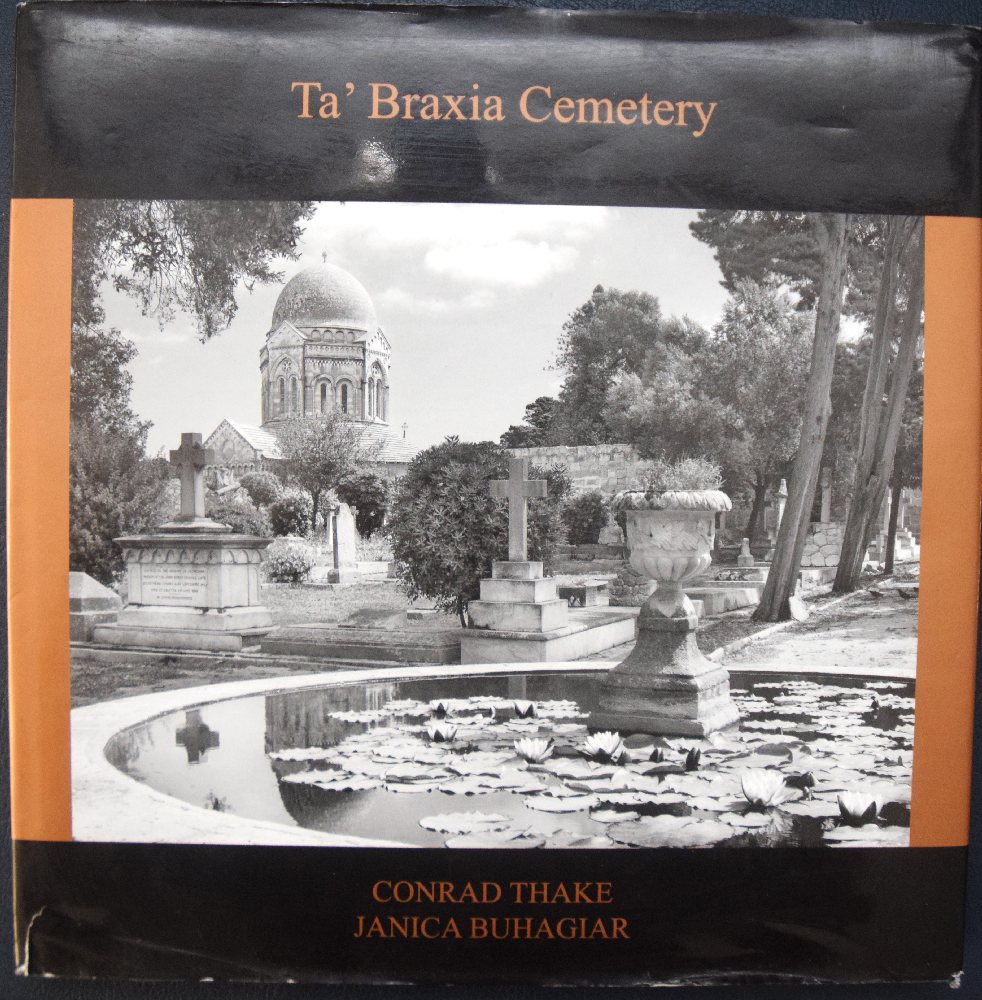 Thake Conrad, Buhagiar Janica, Ta 'Braxia Cemetery