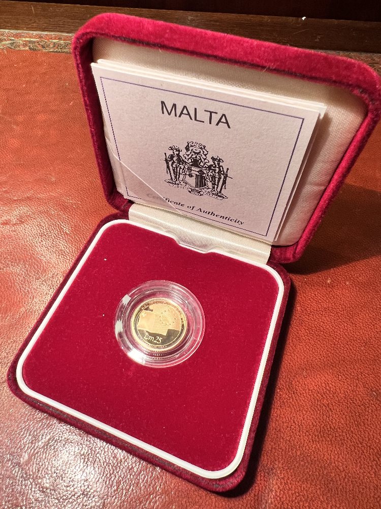 Malta gold coin 2004 - EU accession