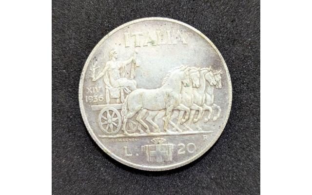 Italy Vittorio Emamuele III silver coin L20, 1936